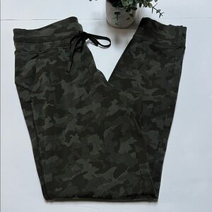 Lululemon Ready to Rulu Jogger 29" Heritage Camo Dark Olive Green Twill Size 6